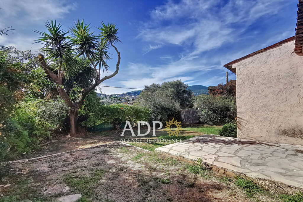 vente maison 6 Pièce(s) – 6 pièces – 3 chambres – 4  – 131.60 m²