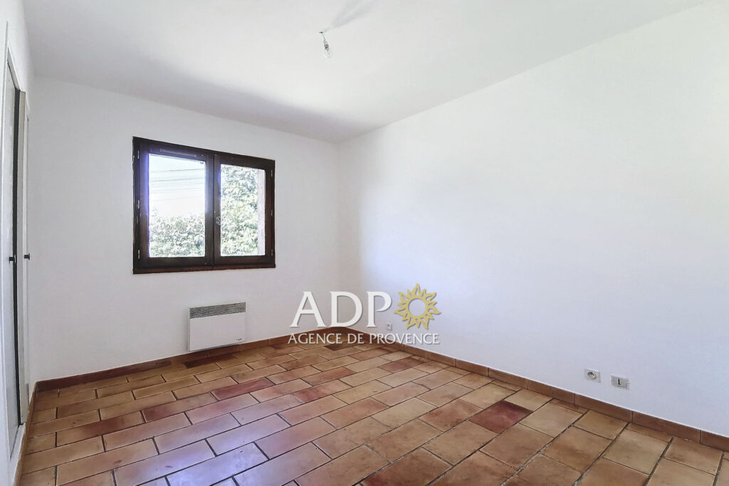 vente maison 6 Pièce(s) – 6 pièces – 3 chambres – 4  – 131.60 m²