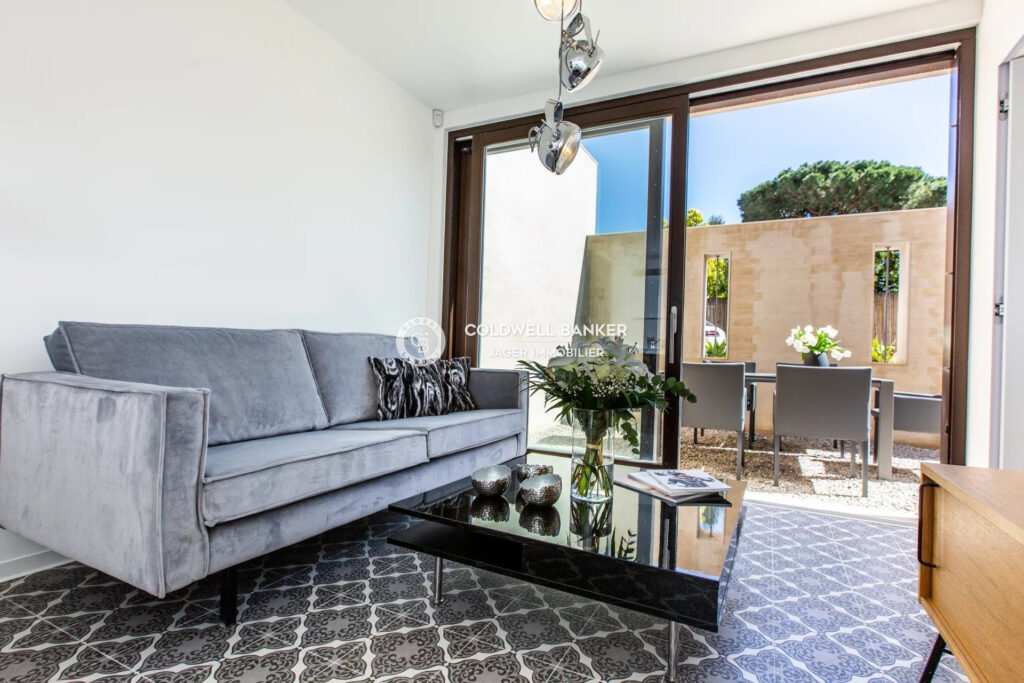 Immeuble eu plein coeur de Saint-Tropez ! Rare ! – 9 pièces – 5 chambres – 4  – 192.00 m²