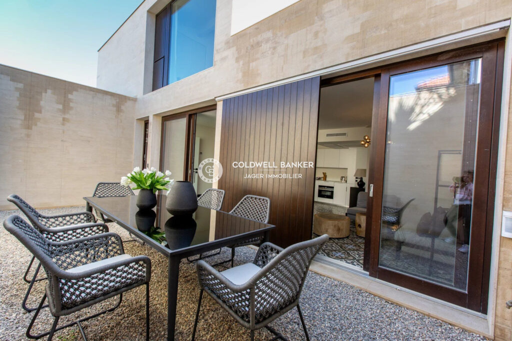 Immeuble eu plein coeur de Saint-Tropez ! Rare ! – 9 pièces – 5 chambres – 4  – 192.00 m²