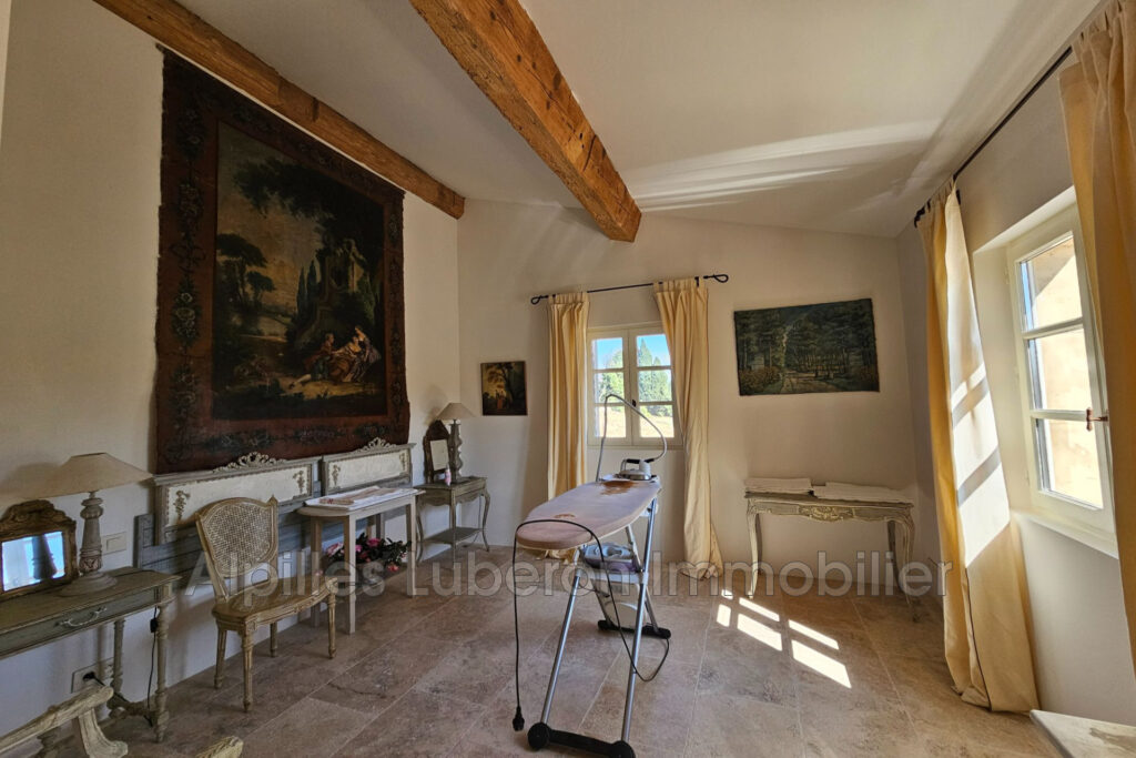 vente maison de caractère 6 Pièce(s) – 6 pièces – 5 chambres – 210.92 m²