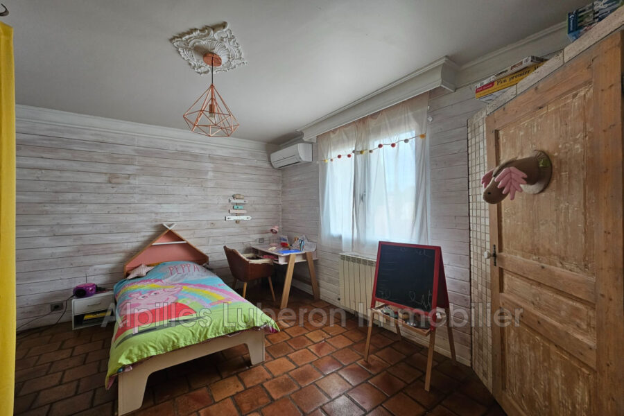 Maison à vendre à Aureille