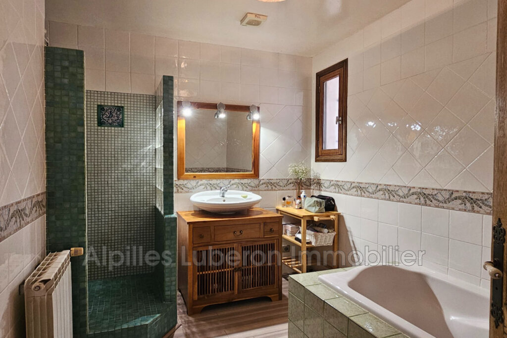 vente maison 5 Pièce(s) – 5 pièces – 4 chambres – 4  – 150.00 m²