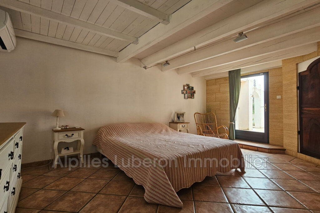 vente maison 5 Pièce(s) – 5 pièces – 4 chambres – 4  – 150.00 m²