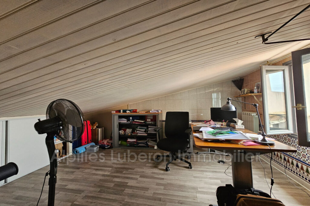 vente maison 5 Pièce(s) – 5 pièces – 4 chambres – 4  – 150.00 m²