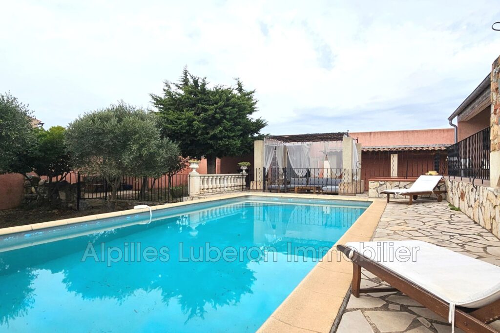 vente maison 5 Pièce(s) – 5 pièces – 4 chambres – 4  – 150.00 m²