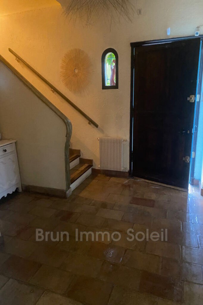 location  – NR pièces – 3 chambres – 170.00 m²