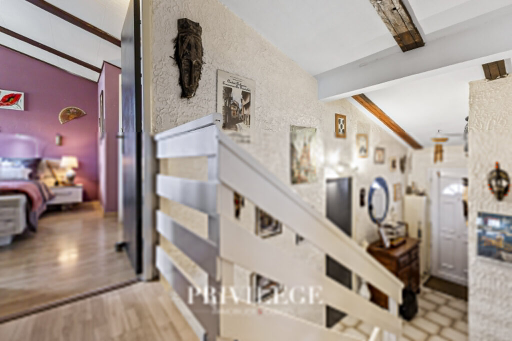  NICE LA TRINITE QUARTIER LA PLANA CHARMANTE MAISON MITOYENN – 5 pièces – 4 chambres – 8  – 135.26 m²