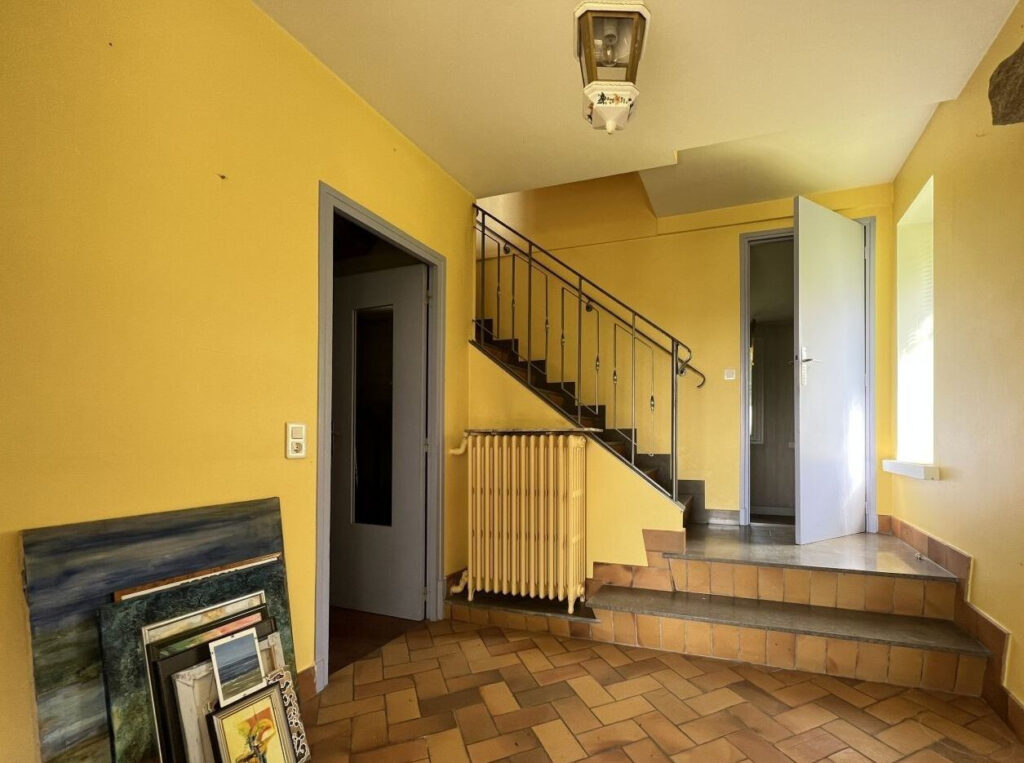 Belle maison sur les hauteurs de Creuzier-le-Vieux avec vue  – 4 pièces – 2 chambres – 6  – 100 m²