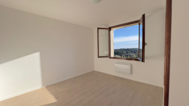 Villa individuelle 5 pièces en excellent état avec un jardin – 5 pièces – 4 chambres – 99.23 m²