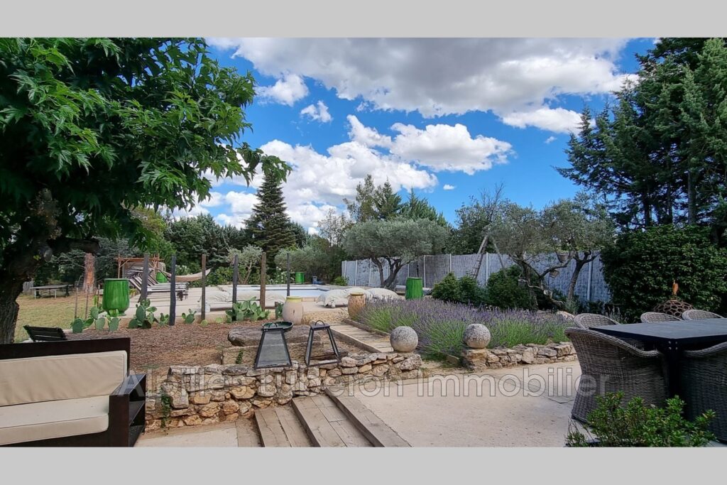 vente maison de campagne 5 Pièce(s) – 5 pièces – 3 chambres – 4  – 400.00 m²