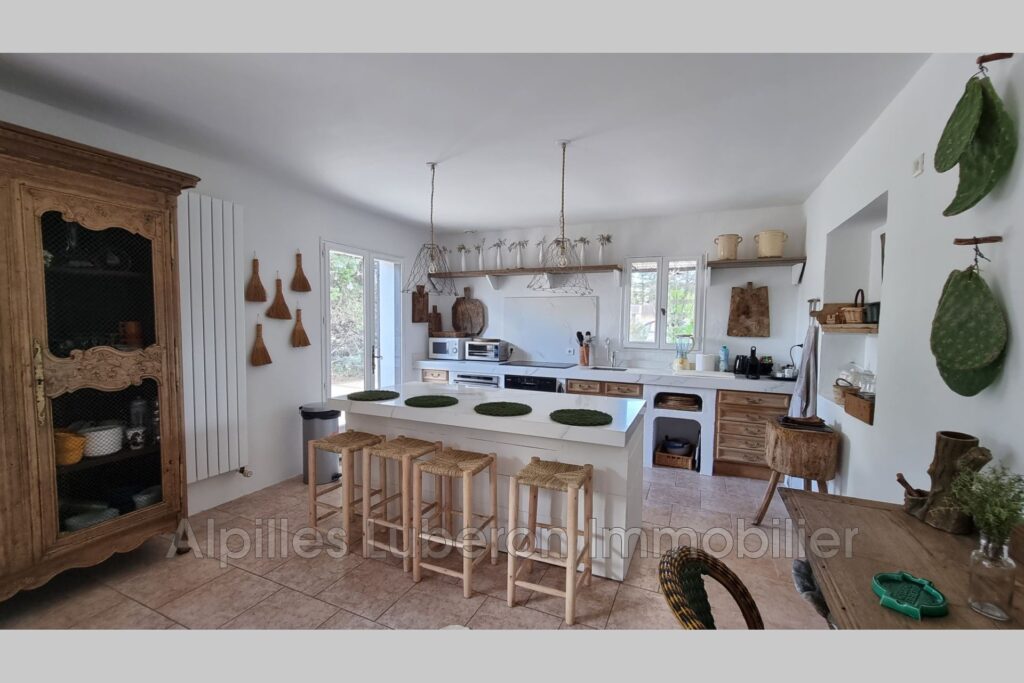 vente maison de campagne 5 Pièce(s) – 5 pièces – 3 chambres – 4  – 400.00 m²