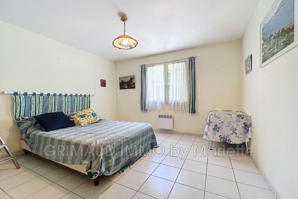 belle maison de plain pied, au calme avec piscine et 4 chambre – 5 pièces – 4 chambres – 4  – 155.00 m²