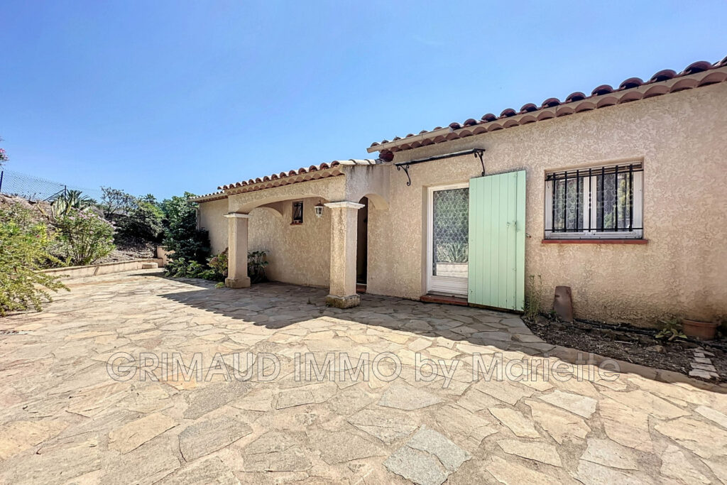 belle maison de plain pied, au calme avec piscine et 4 chambre – 5 pièces – 4 chambres – 4  – 155.00 m²