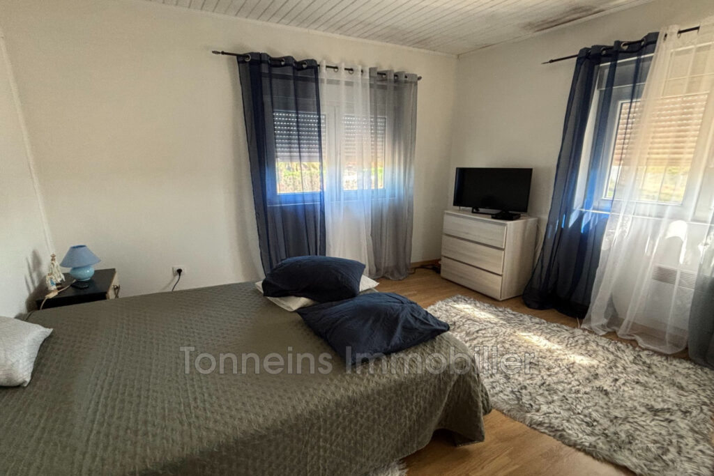 vente maison 7 Pièce(s) – 7 pièces – 4 chambres – 4  – 210.00 m²