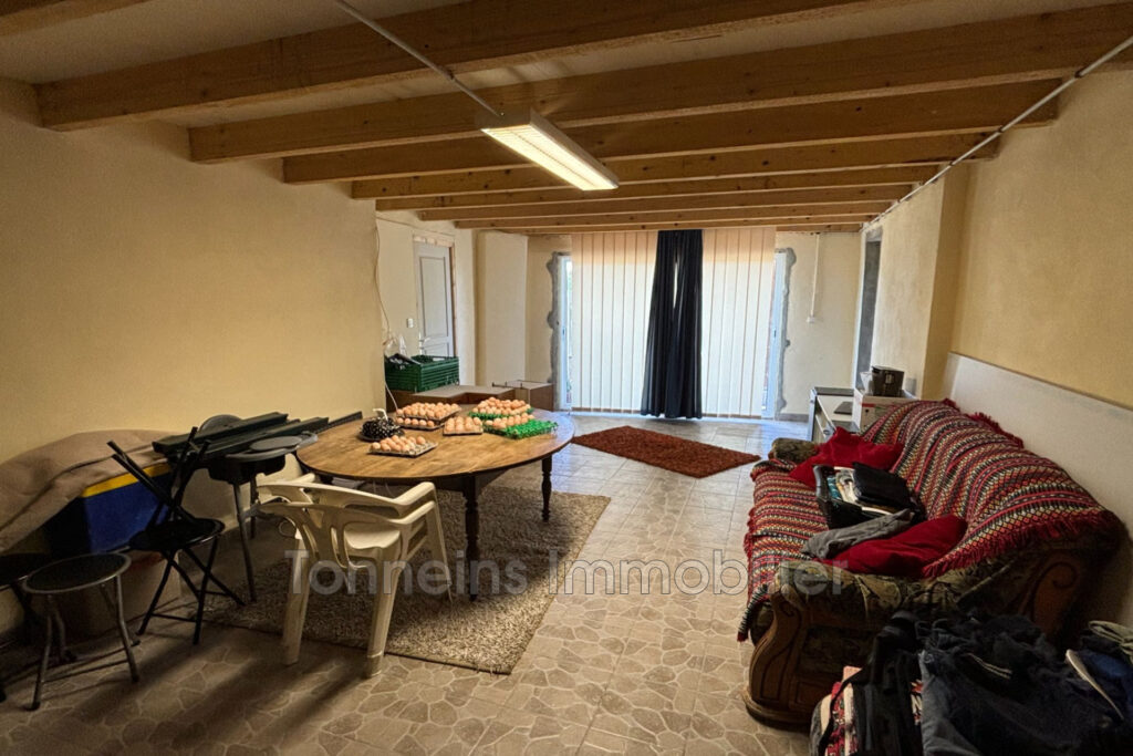 vente maison 7 Pièce(s) – 7 pièces – 4 chambres – 4  – 210.00 m²