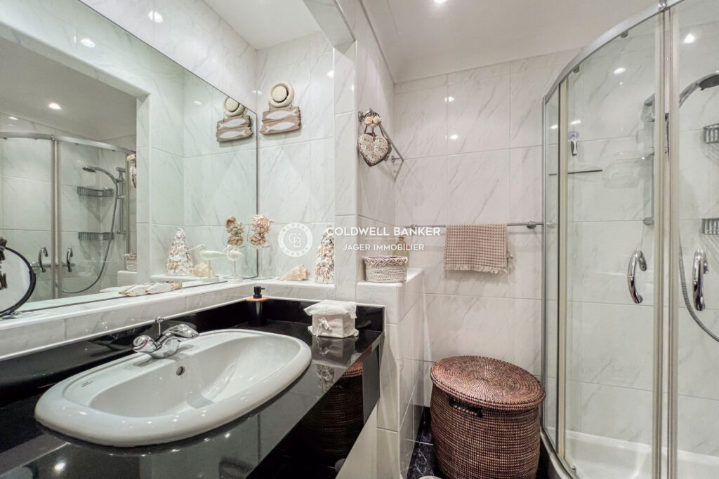 Superbe appartement 3 pièces exposé sud avec double terrasse e – 3 pièces – 2 chambres – 4  – 83.00 m²