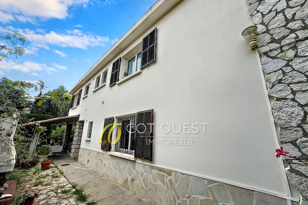 vente maison de ville 4 Pièce(s) – 4 pièces – 3 chambres – 4  – 90.00 m²