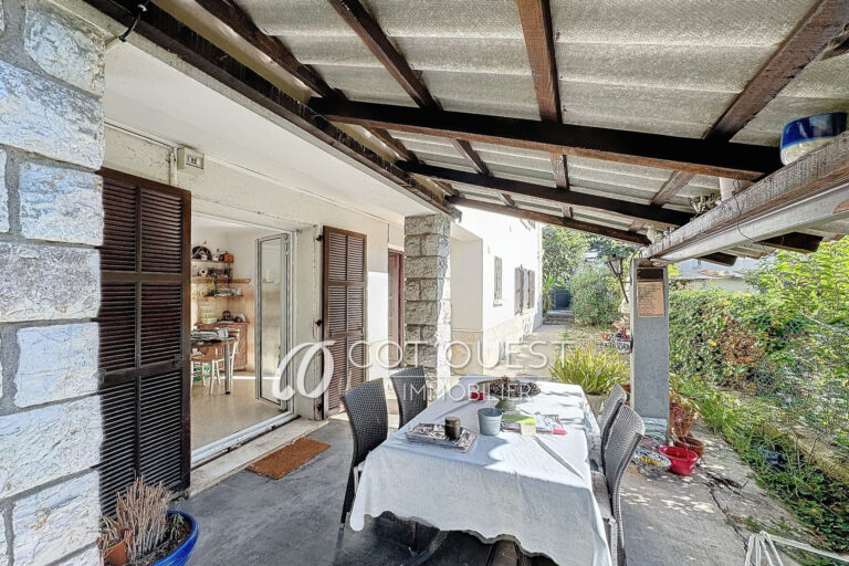 vente maison de ville 4 Pièce(s) – 4 pièces – 3 chambres – 90.00 m²