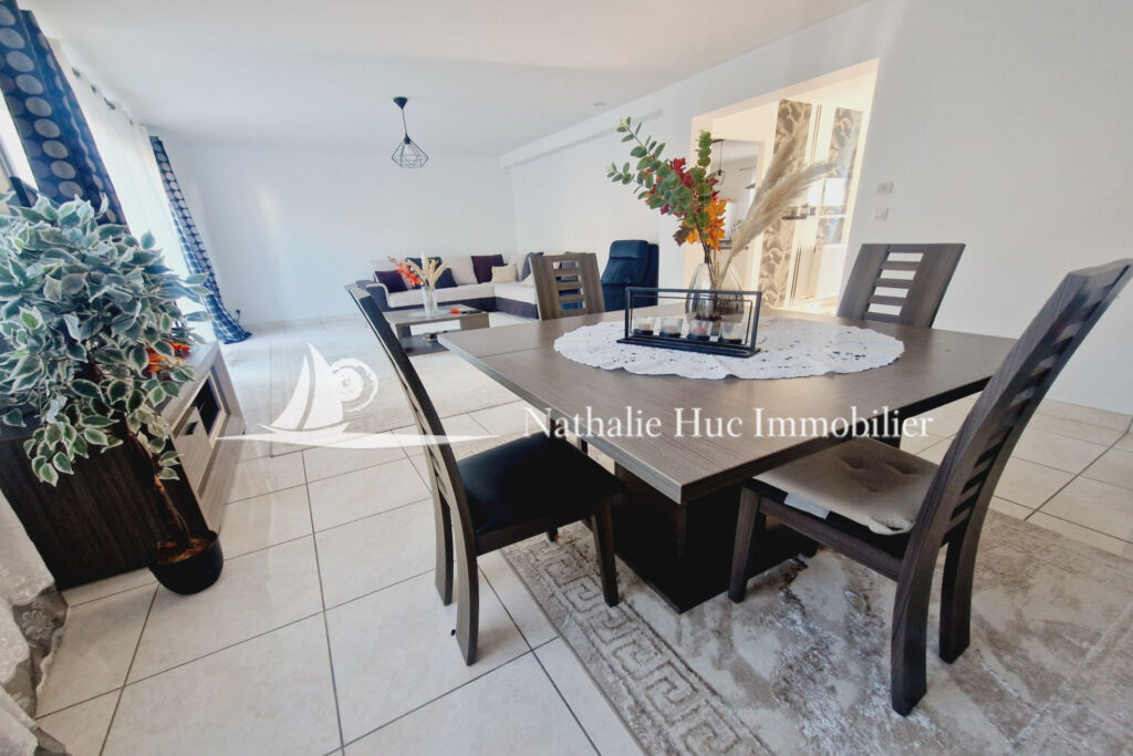 vente villa 4 Pièce(s) – 4 pièces – 3 chambres – 4  – 137.00 m²