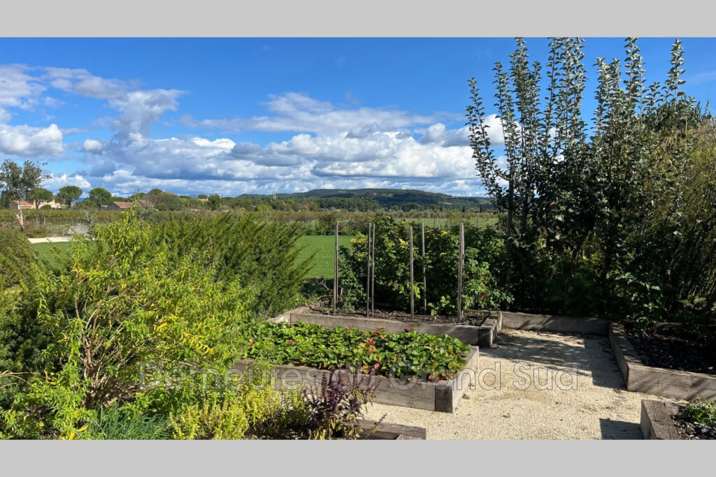 vente mas – NR pièces – 6 chambres – 4  – 363.00 m²