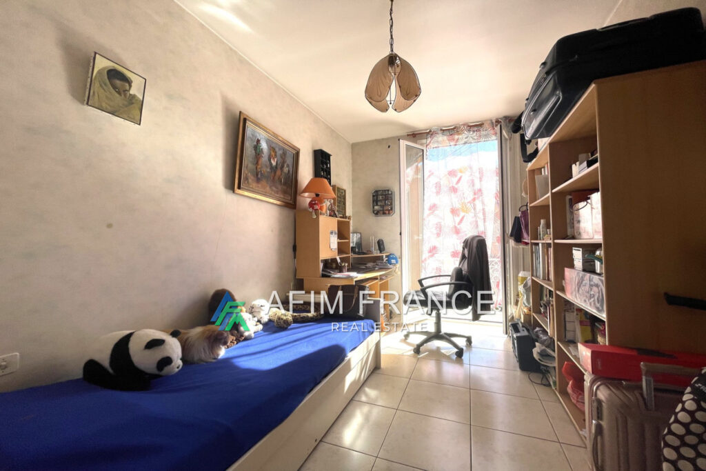 vente maison 7 Pièce(s) – 7 pièces – 6 chambres – 4  – 212.00 m²