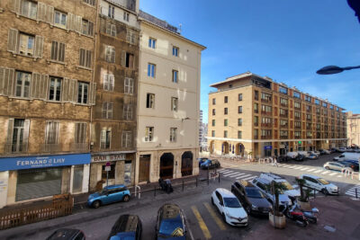 Pouillon Appartement 3 pièces 83M2 au pied du Vieux-Port – 3 pièces – 2 chambres – 83 m²