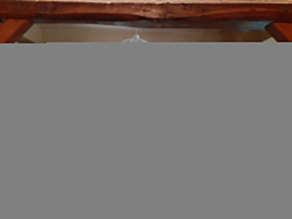 Villa style cottage anglais sise à Bellerive-sur-Allier – 6 pièces – 4 chambres – 6  – 200 m²