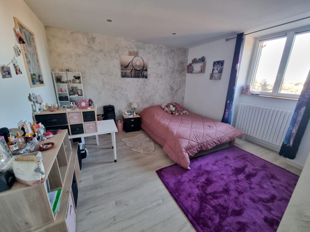 corps de ferme avec fort potentiel – 8 pièces – 6 chambres – 6  – 180 m²