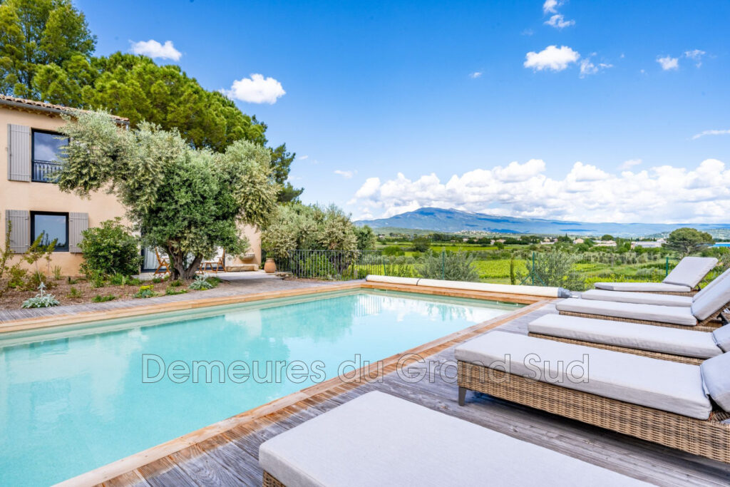 vente mas 8 Pièce(s) – 8 pièces – 6 chambres – 250.00 m²