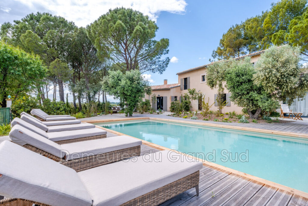 vente mas 8 Pièce(s) – 8 pièces – 6 chambres – 250.00 m²