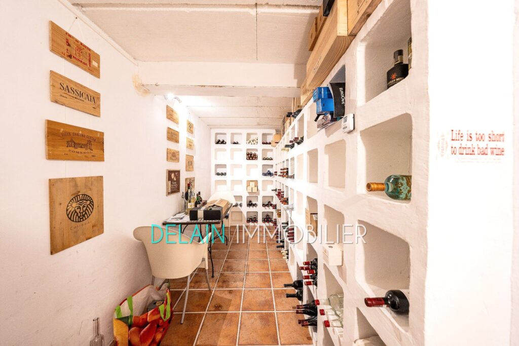 vente villa provençale 10 Pièce(s) – 10 pièces – 5 chambres – 288.00 m²