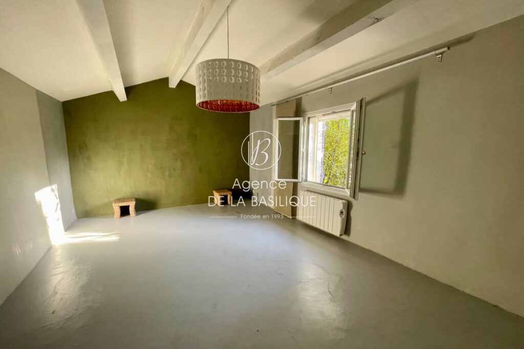 vente maison de caractère 5 Pièce(s) – 5 pièces – 3 chambres – 4  – 133.00 m²