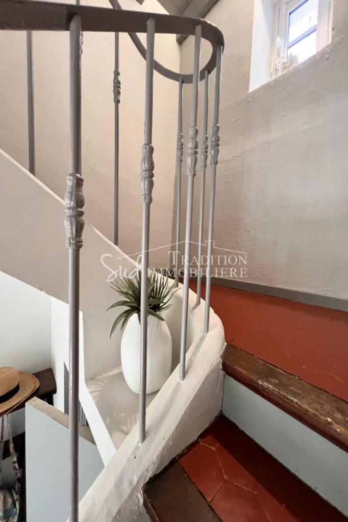 vente maison de village 6 Pièce(s) – 6 pièces – 4 chambres – NR  – 120.00 m²