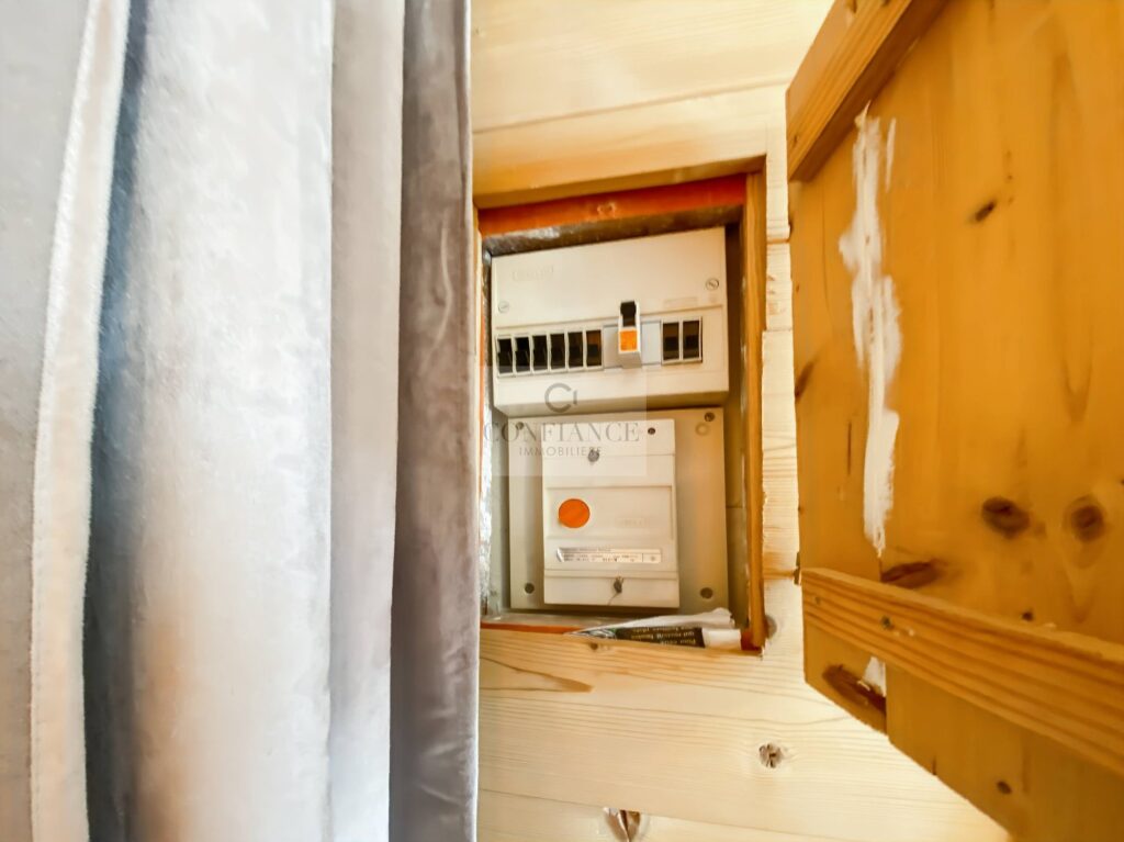 Appartement – 11 pièces – 1 chambre – 10  – 31 m²