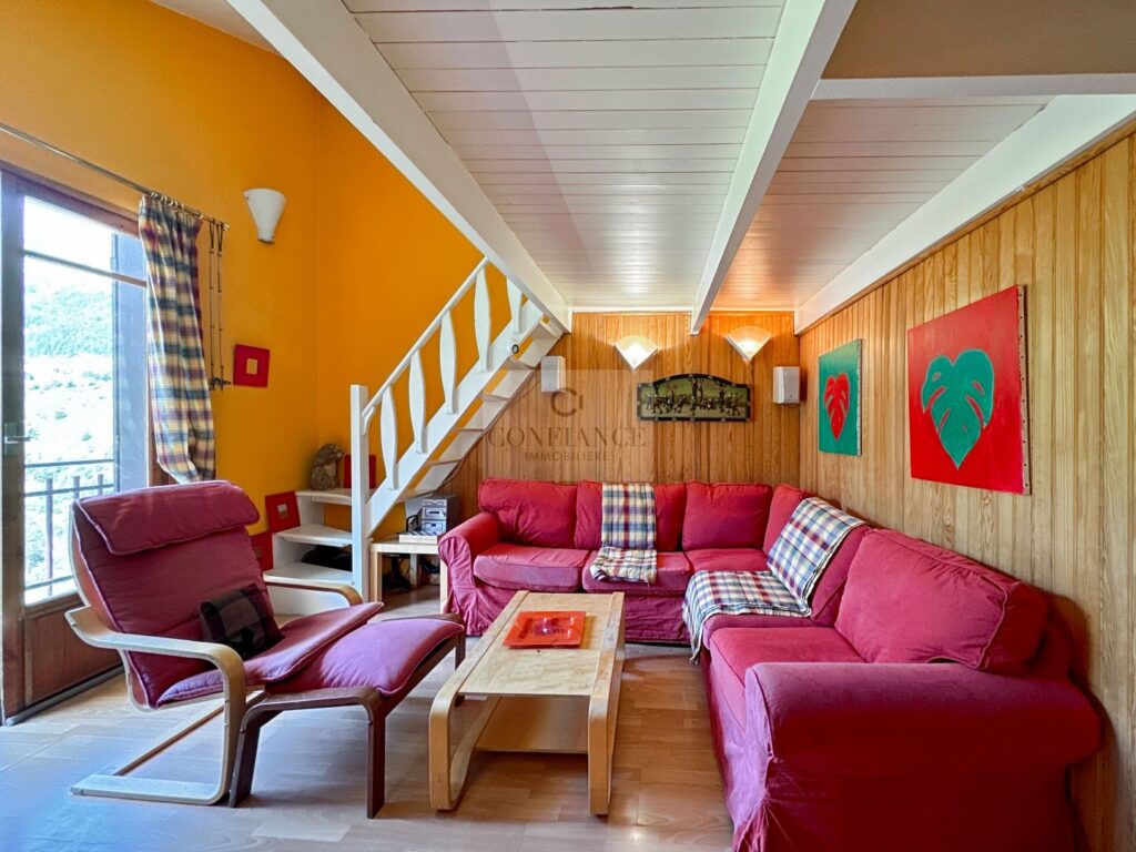 Appartement – 3 pièces – 2 chambres – 10  – 60 m²