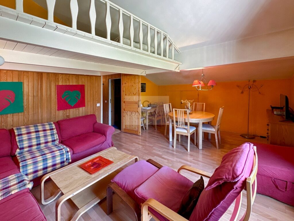 Appartement – 3 pièces – 2 chambres – 10  – 60 m²