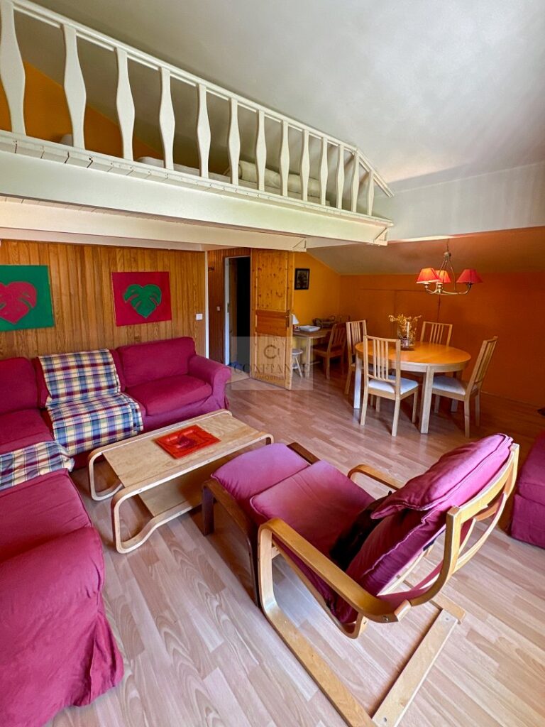 Appartement – 3 pièces – 2 chambres – 10  – 60 m²