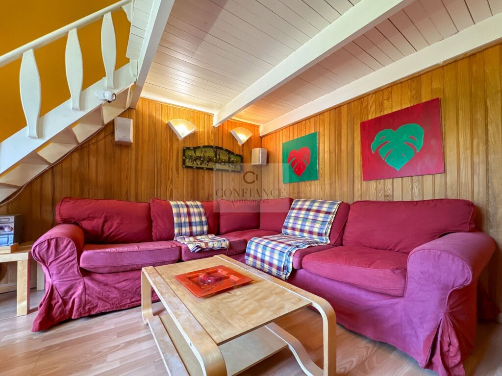 Appartement – 3 pièces – 2 chambres – 10  – 60 m²