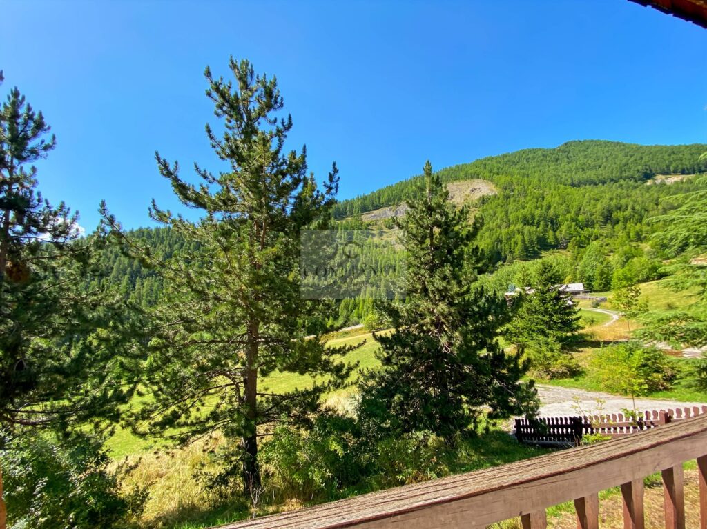 Appartement – 4 pièces – 3 chambres – 10  – 85 m²