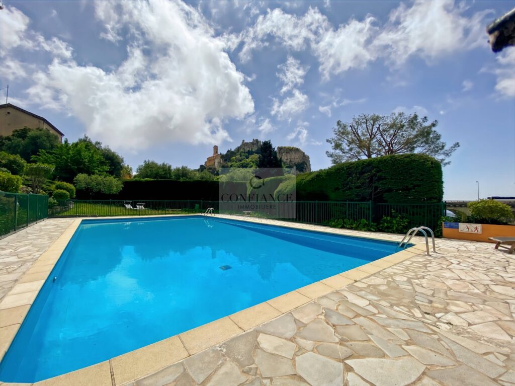 Appartement – 2 pièces – 1 chambre – 10  – 60 m²