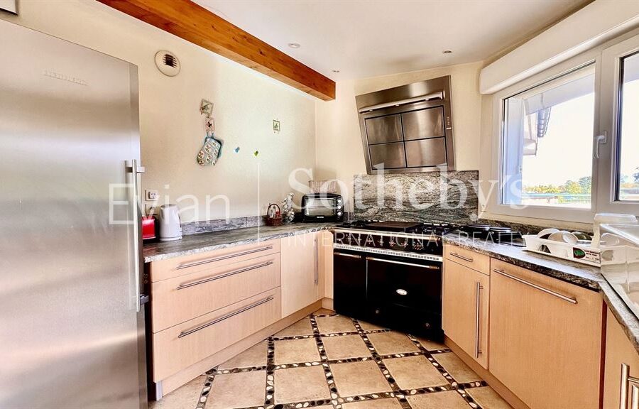 Appartement à vendre à Évian-les-Bains