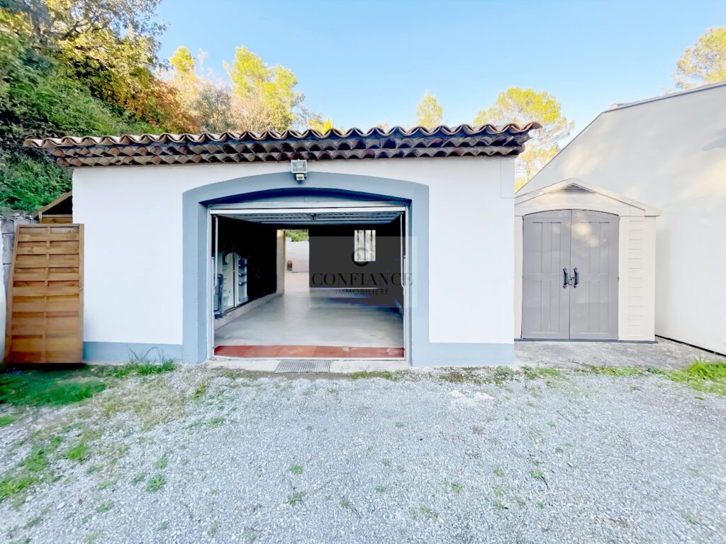 Maison individuelle – 5 pièces – 4 chambres – 140 m²