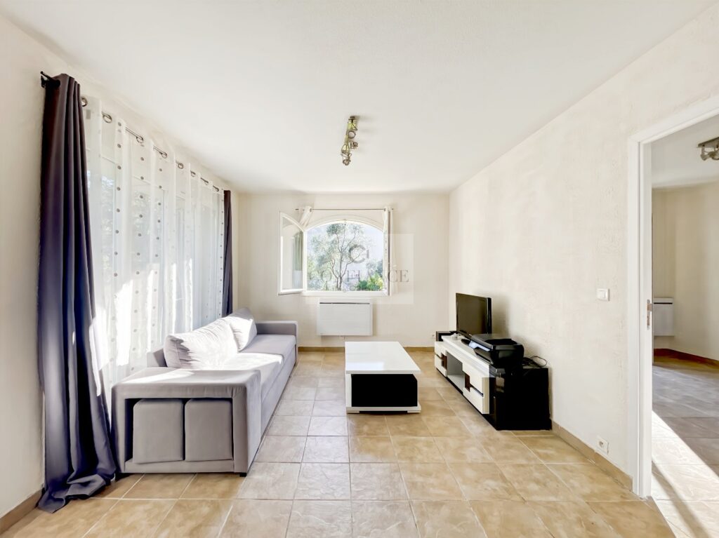 Maison individuelle – 5 pièces – 4 chambres – 140 m²