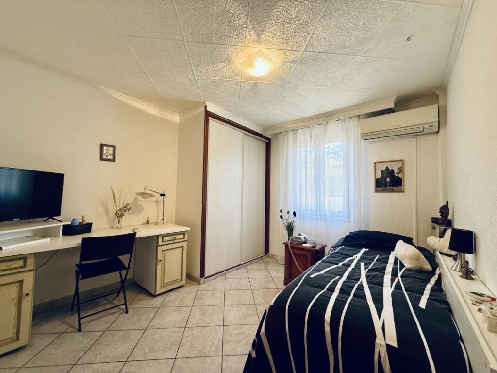 Maison familiale 5 chambres avec jardin et parking – Sarrola – 6 pièces – 5 chambres – 135 m²