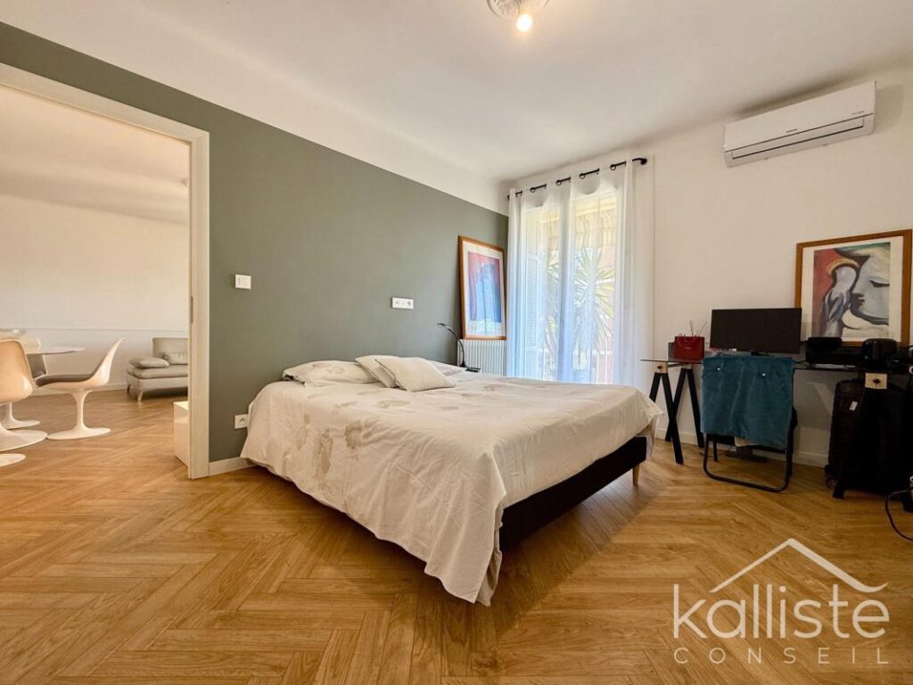 T3 lumineux avec vue mer et citadelle – Quartier Balestrino, Ajaccio – 3 pièces – 2 chambres – 79 m²