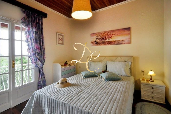 Appartement – 4 pièces – 3 chambres – 104 m²