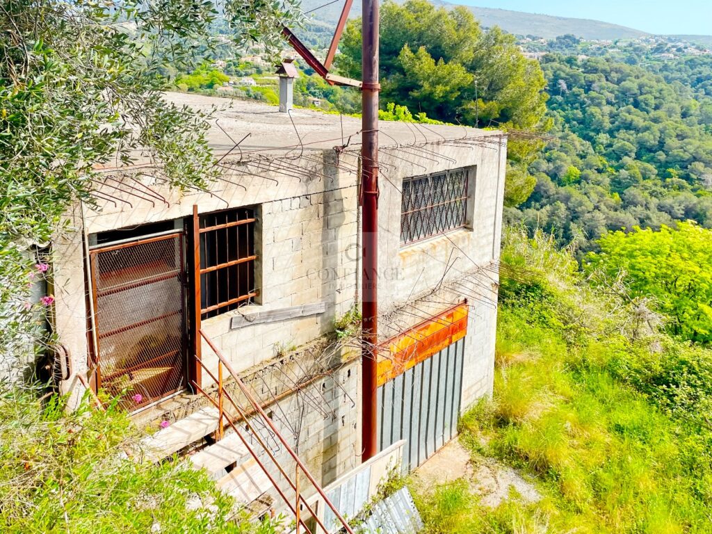 Maison et terrain – 16 pièces – NR chambres – 500 m²