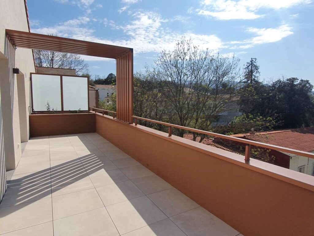 Camoins Superbe T3 Toit terrasse + double box – 3 pièces – 2 chambres – 63 m²