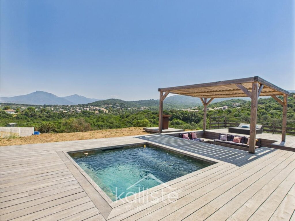 Porticcio – Maison récente avec T2 indépendant et terrasse panoramique – 6 pièces – 4 chambres – 166 m²